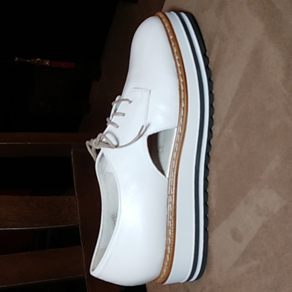Summit by White Mountain loafer